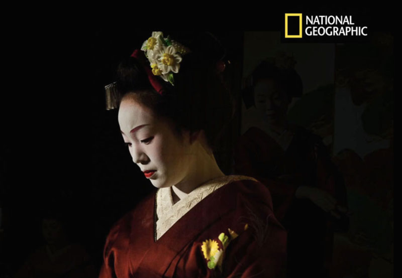Ofelia de Pablo y Javier Zurita publican Geishas del sXXI en National Geographic